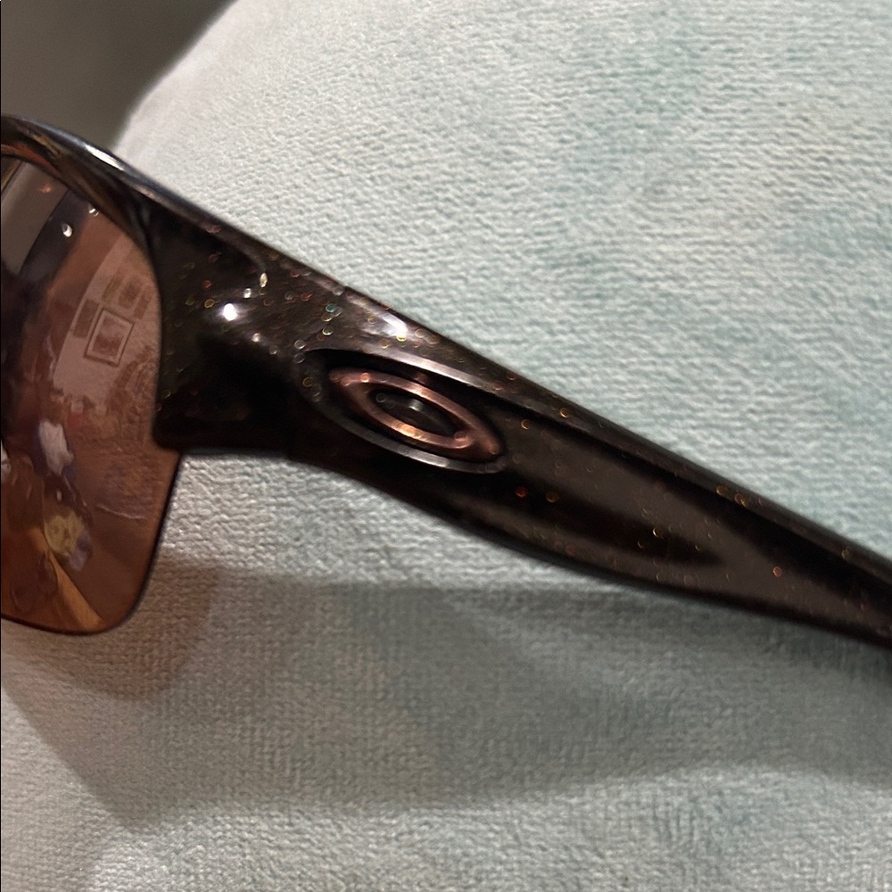 Oakley Commit polarized Sunglasses !! - image 3